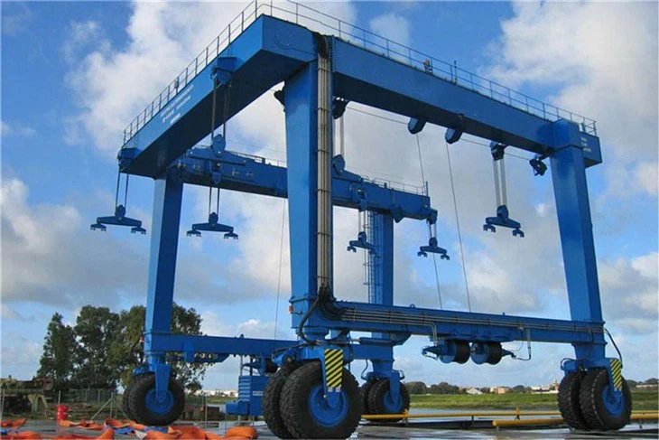 Mobile Boat Hoist (4)